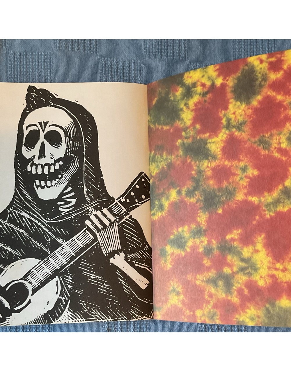 GARCIA by the EDITORS of ROLLING Stone 1st Edition 1996 Grateful Dead Deadheads - Picture 12 of 15